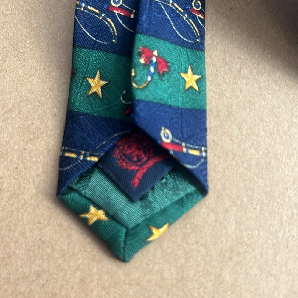 TOMMY HILFIGER Bundle (2) Elegant Patterned Ties - Picture 12 of 13